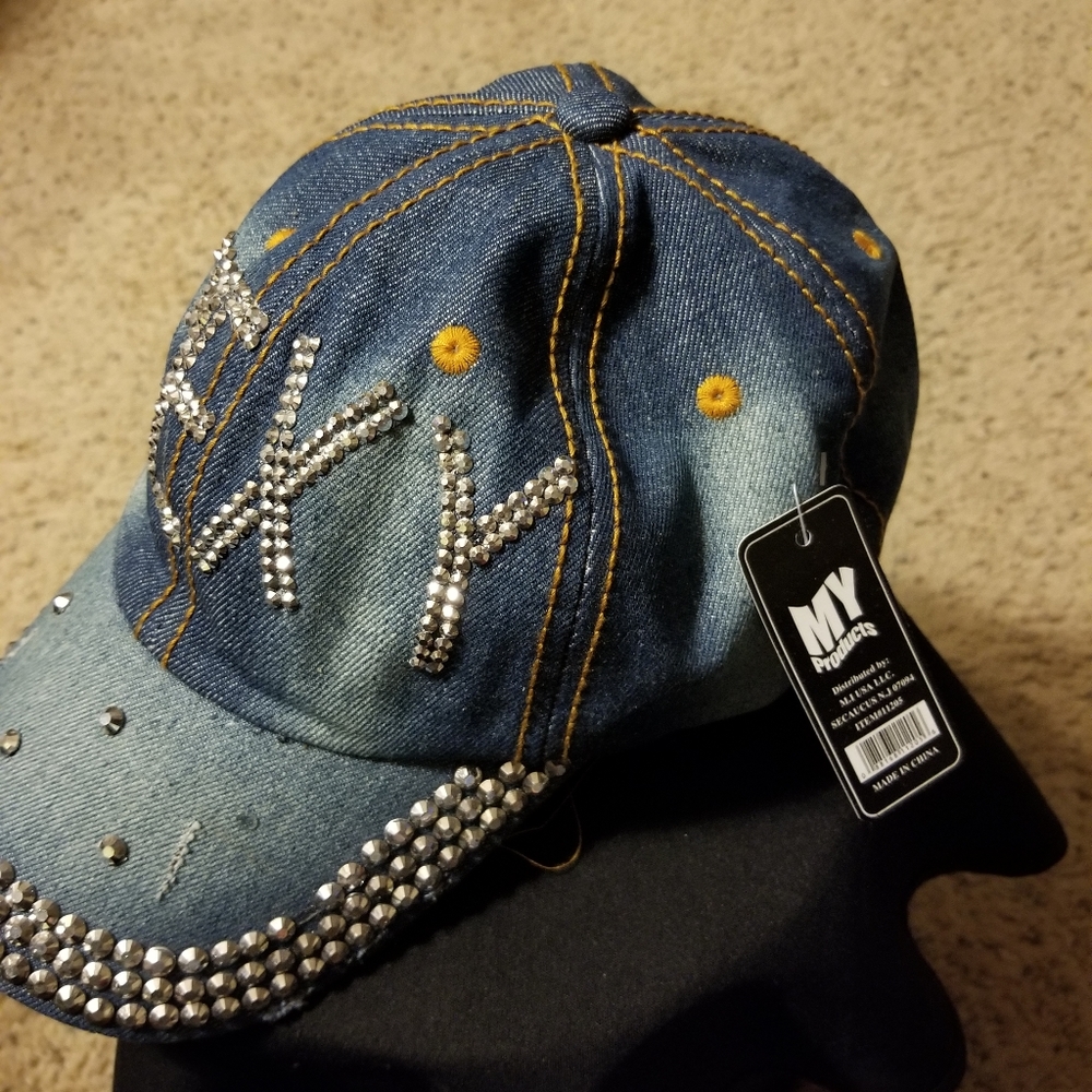 Bling Cap - Picture 2 of 4